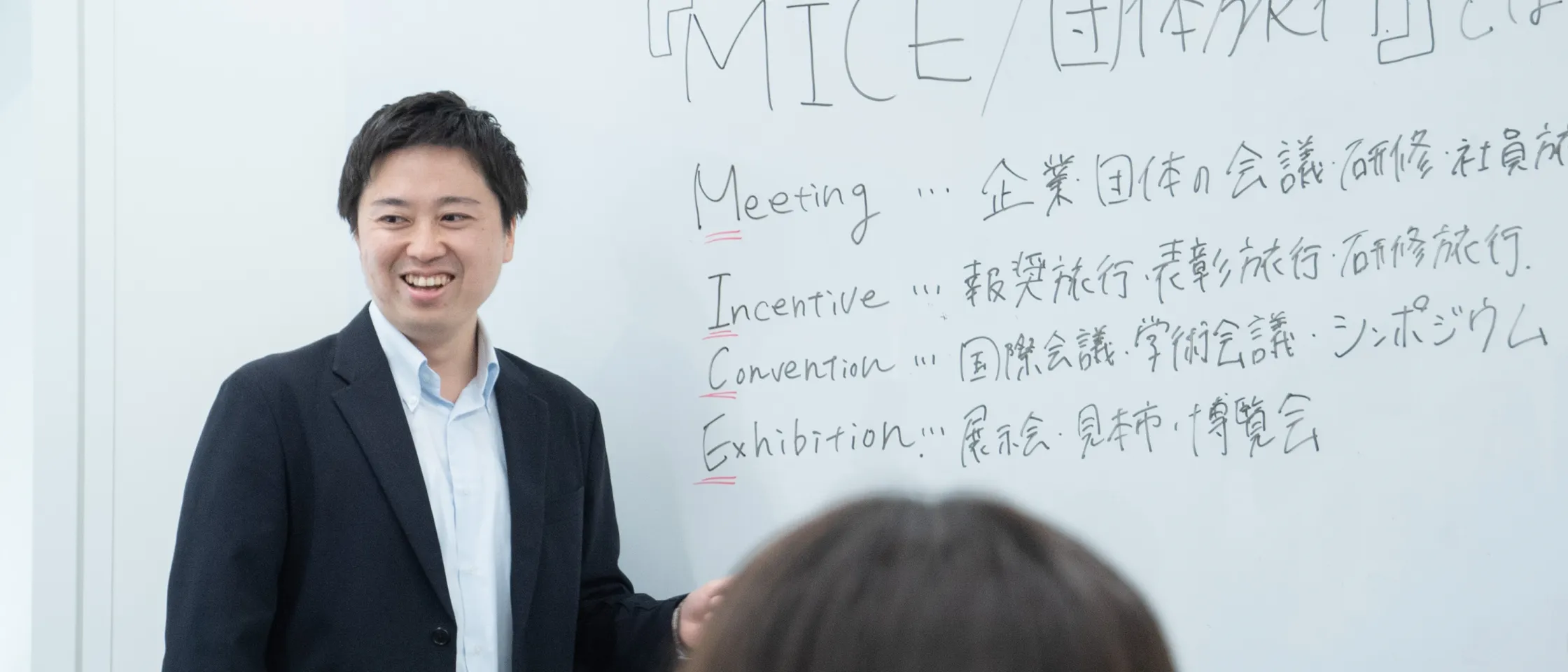 業務に取り組む社員4